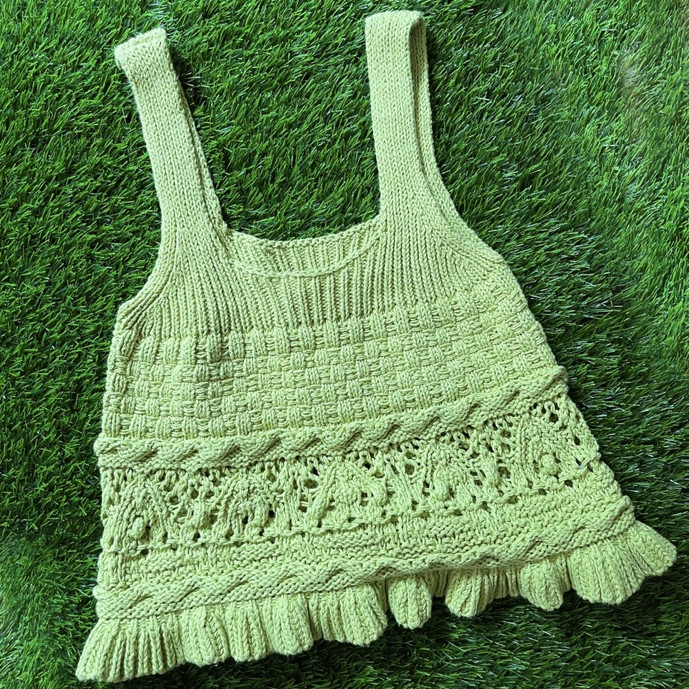Woven/knitted green tank